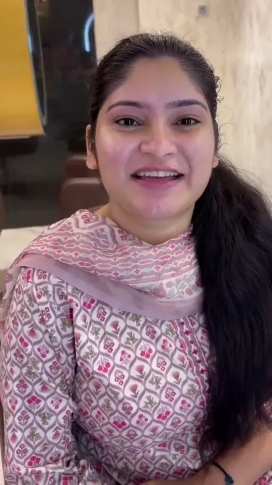 Video review from a client after a bridal facial