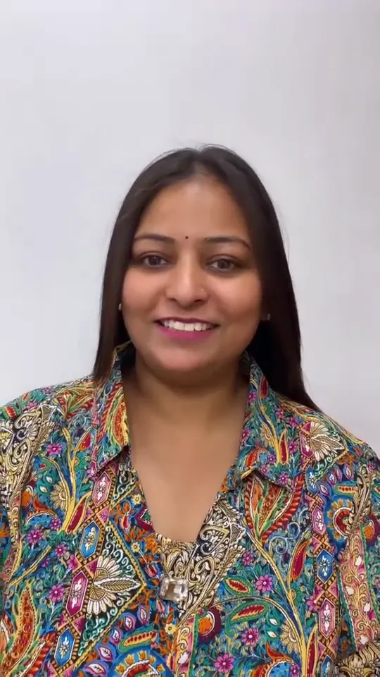 Video review from a client after her keratin treatment