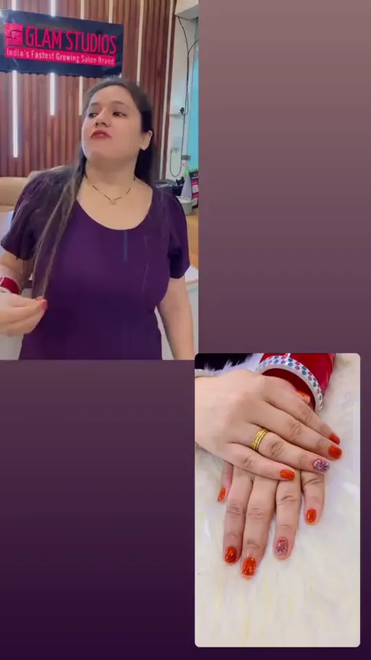 Video review from a first-time gel nails client