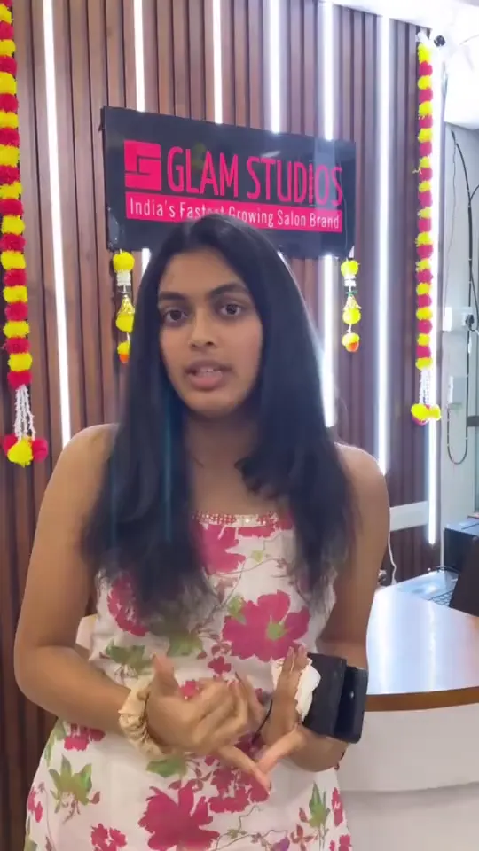 Video review from a client after a hair spa, pedicure and waxing